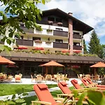 Hotel Lagant 4*