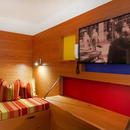 Lagant Hotel 4*
