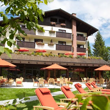 Отель Lagant 4*