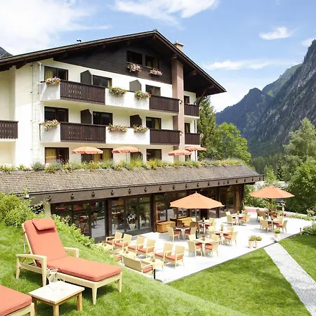 Hotel Lagant 4*